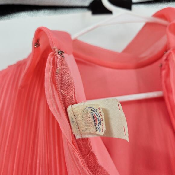 Vintage 70's Dress Gown Pink Chiffon Satin Layered Cape Long Sleeve Maxi Size XS - Picture 10 of 12